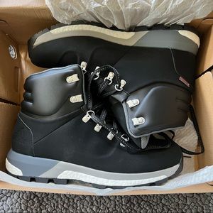 Ultra-Rare Adidas Terrex Pathmaker RAIN.RDY Hiking Boots New NIB